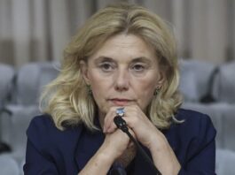 Elisabetta Belloni lascia, in anticipo, il vertice dei servizi segreti