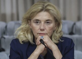 Elisabetta Belloni lascia, in anticipo, il vertice dei servizi segreti