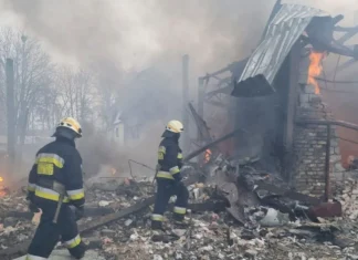 La Russia bombarda nuovamente Kiev: almeno quattro morti