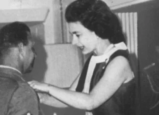 Il 29 gennaio 1856 la Regina Vittoria istituì la Victoria Cross