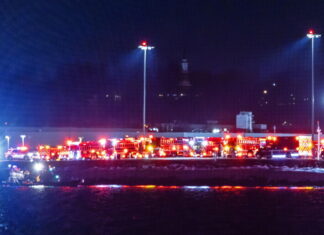Washington, incidente aereo American Airlines: scontro in aria con un elicottero, nessun sopravvissuto