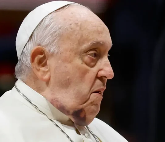 Il Papa è morto papa francesco, fonte quotidiano.net