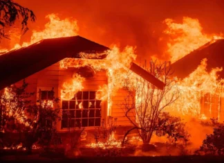 La California dichiara lo stato di emergenza a causa del drammatico incendio che ha colpito Los Angeles