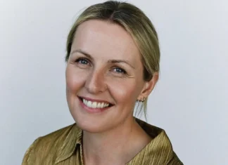 È Laura Weir, attuale executive creative director di Selfriges, il nuovo CEO del British Fashion Council Laura weir