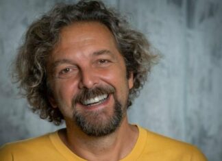 Antonio Ornano chi sono la moglie “Crostatina” e i figli del comico di “Zelig” Antonio Ornano curiosità e vita privata