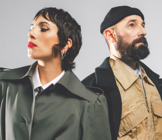 Classifica Radio 27 dicembre – 2 gennaio, al primo posto i Coma Cose con “Posti Vuoti” Classifica Radio: Posti Vuoti dei Coma Cose è il brano più ascoltato in radio