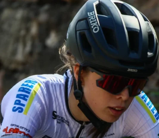 Muore investita la ciclista Sara Piffer: aveva 19 anni. Alla guida dell’altra auto un 70enne in sorpasso