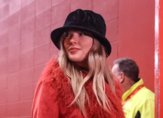 Taylor Swift porterà il cappotto Penny Lane in trend anche in primavera