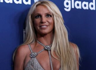 Britney Spears rivoluziona il suo impero beauty: Give Back Beauty prende il timone della sua iconica linea di profumi