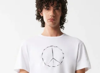 Save the Children e Ann Demeulemeester lanciano una t-shirt in edizione limitata: Whispers of change echoes of hope