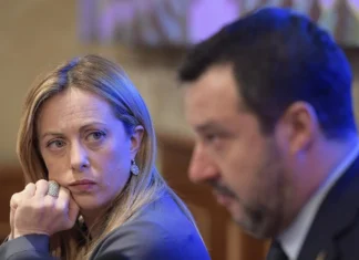 Pubblicate le chat di FdI che prendono di mira Matteo Salvini: «Bimbominkia»