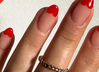 Tutti pazzi per le unghie di San Valentino: ecco le inspo per questo 2025