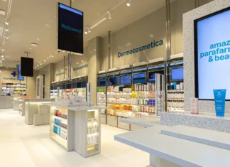 Acquistare farmaci online: vantaggi reali e limiti rispetto alla farmacia fisica