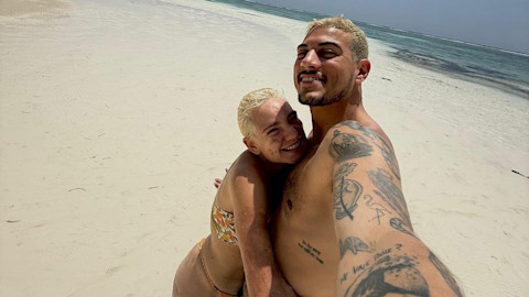 bebe vio fidanzato