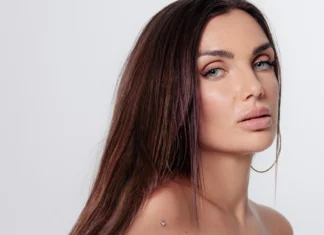 Elettra Lamborghini co-conduttrice a Sanremo 2025: chi sono i suoi ex