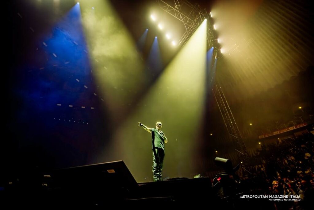 Lazza live Palazzo Dello Sport Roma - Ph © Tommaso Notarangelo