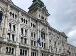 Tribunale evacuato a Trieste per un allarme bomba