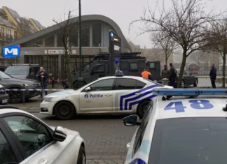 Sparano con un kalashnikov e scappano: è successo questa mattina a Bruxelles