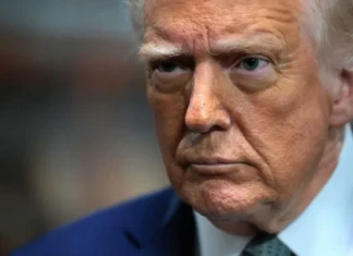 Ricercatore francese espulso dagli USA per messaggi contro Trump