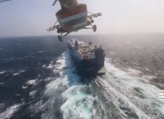 Il Mar Rosso è fronte di guerra in Yemen tra Houthi e USA