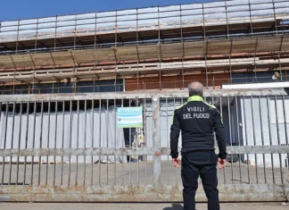 Un operaio è morto sul lavoro a Torino, ma i suoi colleghi hanno finto un incidente domestico