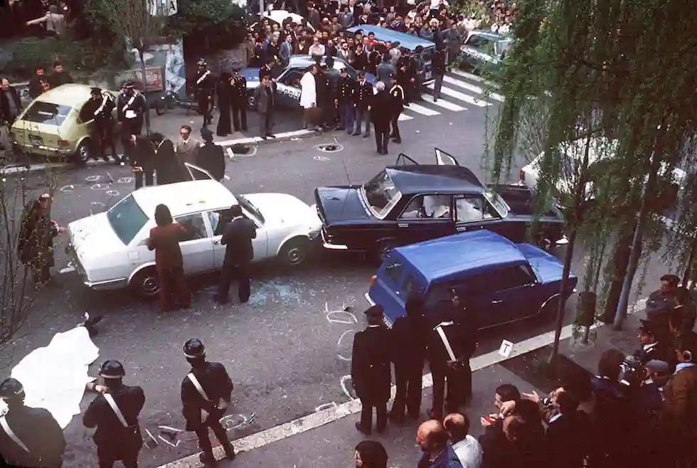 Il 16 marzo 1978 Aldo Moro veniva rapito in Via Fani e la scorta massacrata, fonte wikipedia.org