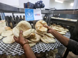 Gli aiuti a Gaza sono in crisi per colpa di Trump, tagliando i fondi all’USAID congelati centinaia di milioni di dollari
