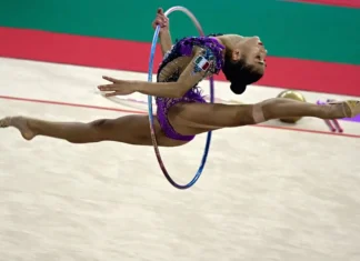 Nuovo scandalo travolge la ginnastica ritmica: «Sofia Raffaeli e le Farfalle costrette a svestirsi dopo un errore»