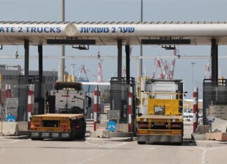 Tregua scaduta, Israele blocca l’ingresso di tutti i beni e le forniture nella Striscia di Gaza