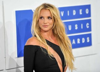 Britney Spears sotterra l’ascia di guerra con Justin Timberlake e balla sulle note di “Senorita” Britney Spears nel nuovo video balla sul brano Senorita dell'ex Justin Timberlake