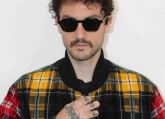 Carl Brave ritorna con un singolo e annuncia un nuovo tour nei club Carl Brave : Morto A Galla è il nuovo singolo