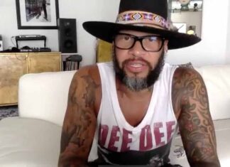 Frank Ferrer, le prime parole dell’ex batterista dei Guns N’ Roses dopo l’addio alla band Frank Ferrer le prime parole dopo l'addio ai Guns N'Roses