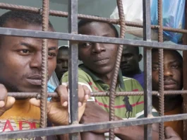 Europa e migranti: deportazioni, stupri e schiavitù in Tunisia e Libia