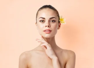 Skincare primaverile? Si, grazie: cosa dobbiamo cambiare nella nostra routine in vista della bella stagione