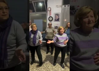 Non è mai troppo tardi per salire sul palco: le signore di Ostuni (e dell’Associazione Il filo di Arianna) si preparano per andare all’Eurovision con Tommy Cash