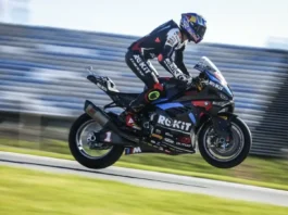 SBK Portimao, duello show tra Razgatlioglu e Bulega, ma la pole va a Toprak