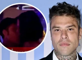 Ancora gossip su Fedez, pizzicato tra le braccia di una nuova e misteriosa donna con il caschetto nero