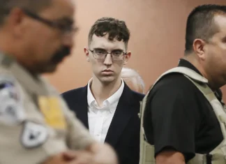 L’attentatore di El Paso, Texas, si è dichiarato colpevole: uccise ventitré persone
