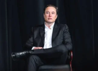 Elon Musk è ossessionato dalla paternità: «Voglio fare una legione di figli»