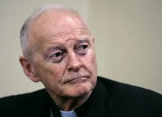 È morto il cardinale Theodore McCarrick: fu il primo a essere dimesso per abusi sessuali