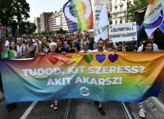 L’Ungheria ha approvato un emendamento consente di vietare gli eventi organizzati dalla comunità LGBTQ+