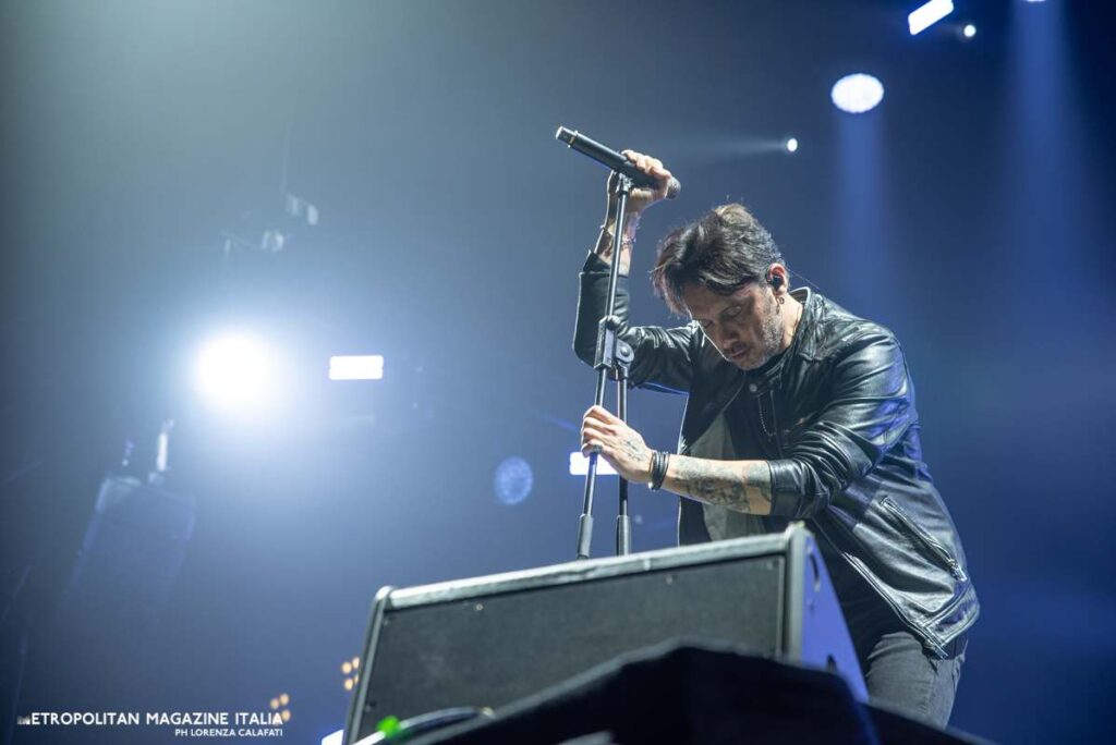 Fabrizio Moro live Palazzo Dello Sport Roma 1.04.2025 - Ph © Lorenza Calafati