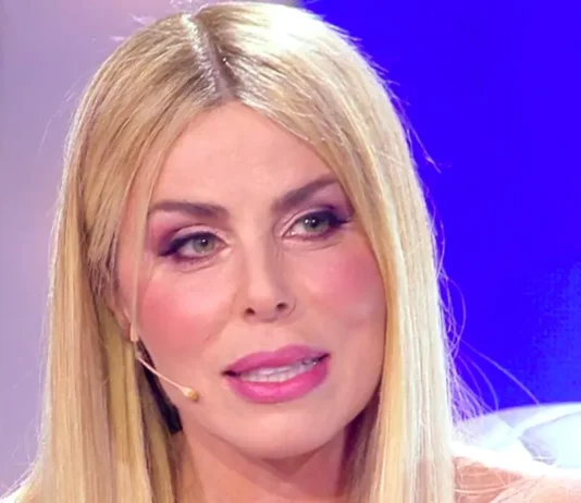 Loredana Lecciso aggredita su un autobus a Milano: ”Sono preoccupata per i miei figli che vivono qui”
