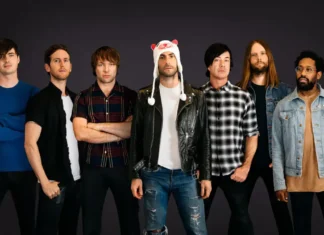 Maroon 5, Adam Levine conferma l’arrivo di un nuovo album Maroon 5 ritornano con un nuovo album a maggio