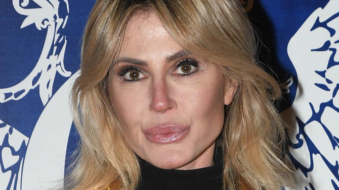 Nathalie Caldonazzo Papa Francesco