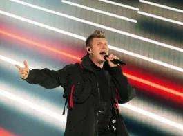 Una quarta donna ha accusato Nick Carter di violenza sessuale: il rapporto non protetto le ha causato un tumore