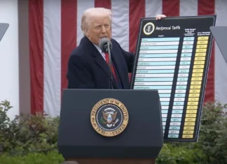 Dodici Stati USA hanno fatto causa al governo di Trump per i dazi