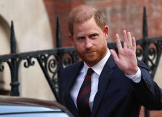 Niente scorta a Harry, il tribunale di Londra respinge il ricorso: “Distrutto, vorrei riconciliarmi con la famiglia”