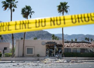 Esplosa una bomba vicino a una clinica per la fertilità a Palm Springs, California: per l’FBI è terrorismo
