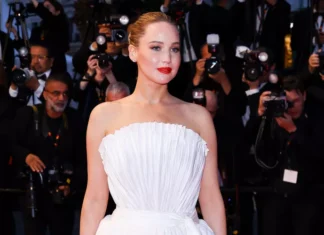 Jennifer Lawrence a Cannes 2025 ha quasi infranto il dress code